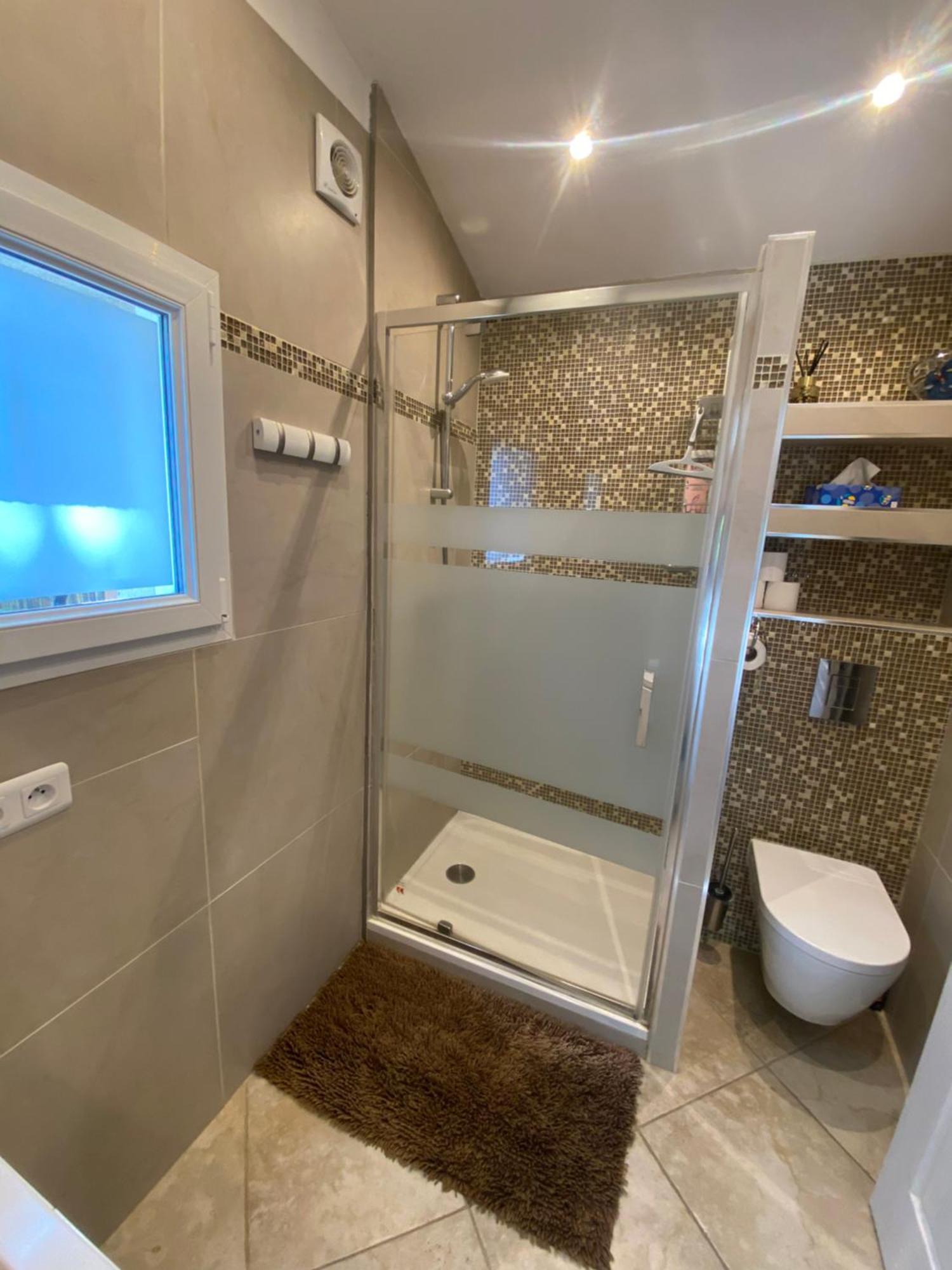 Dependance Individuelle Apartment Нан-ле-Пен Екстериор снимка