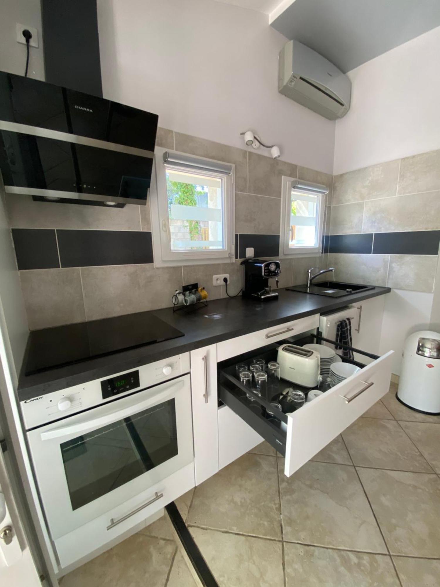 Dependance Individuelle Apartment Нан-ле-Пен Екстериор снимка